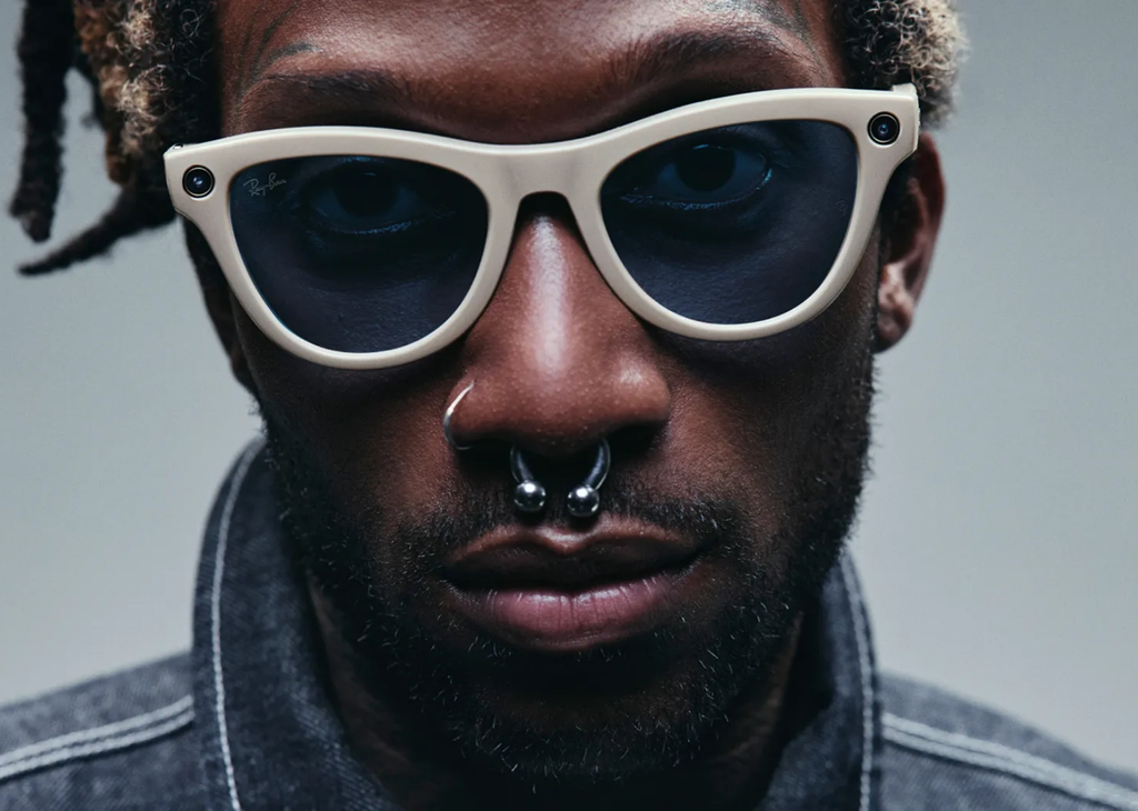 Ray-Ban Meta Skyler Gen 2 AI Smart Glasses Sapphire Transitions Lens Shiny Chalky Grey
