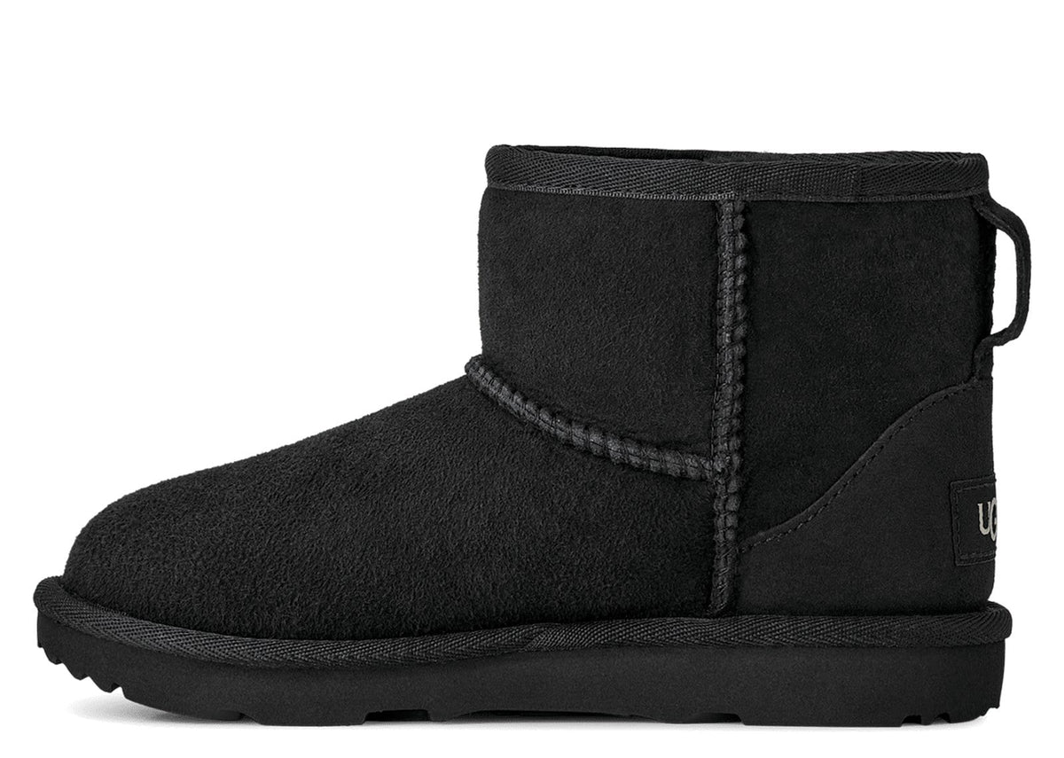 UGG Classic Mini II Boot Black (GS)