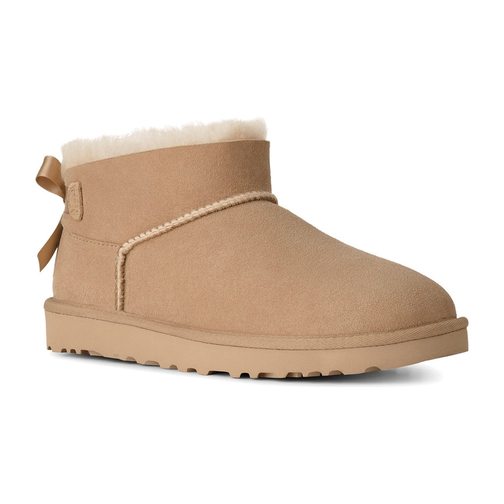 UGG Ultra Mini Bailey Bow Boot Sand (W)