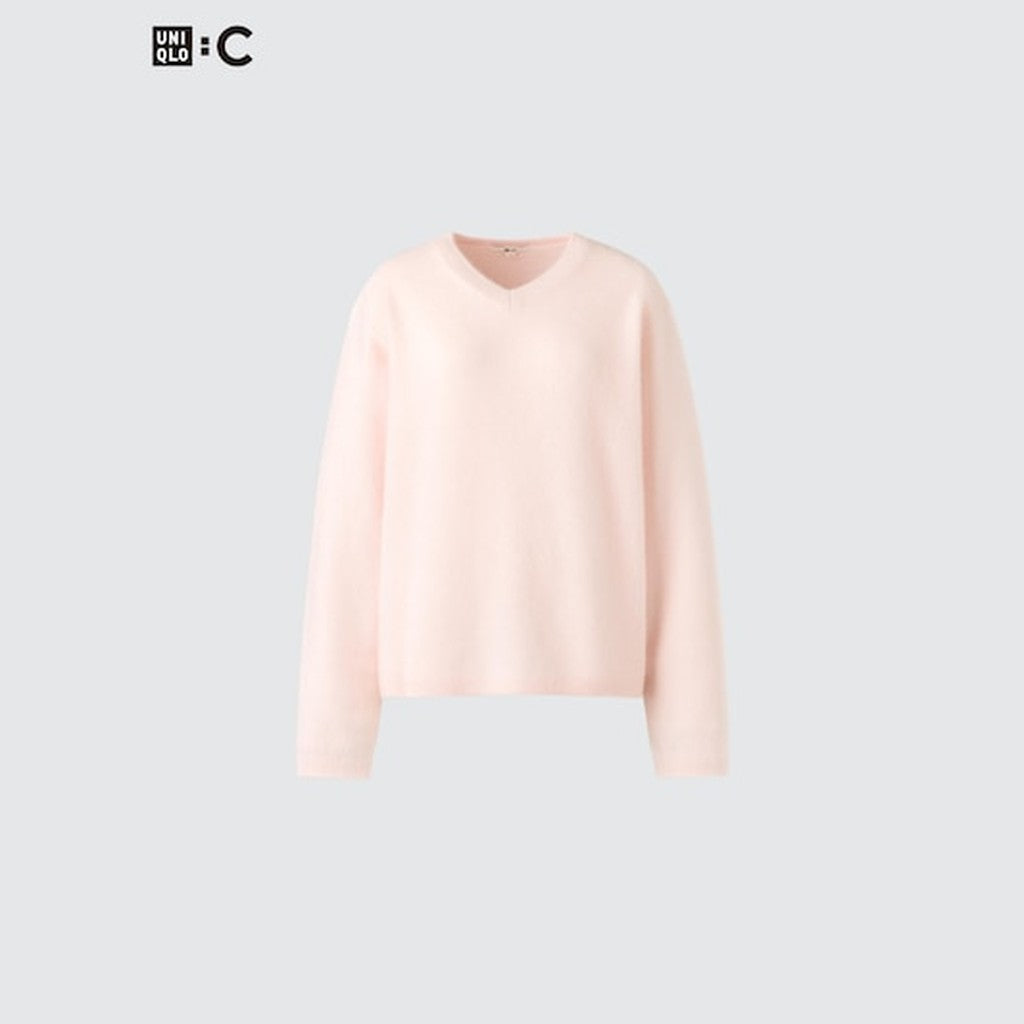 UNIQLO Fluffy 100% Cashmere Relaxed V Neck Jumper - 32 BEIGE