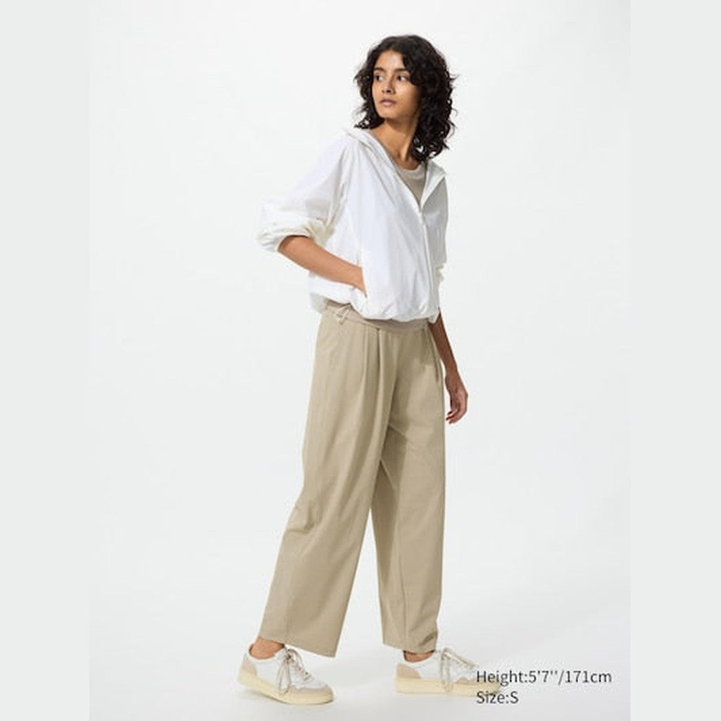 UNIQLO Ultra Stretch UV Protection Active Wide Trousers - 32 BEIGE