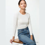 UNIQLO Women's HEATTECH Crew Neck T-Shirt (Long Sleeve) - 00 WHITE